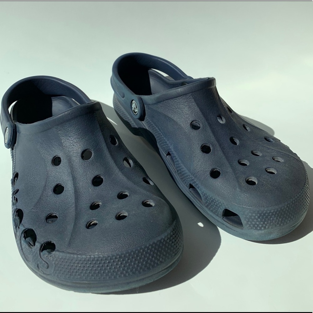 Navy Crocs women’s size 8
